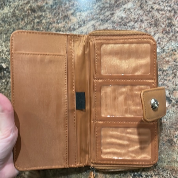 Wallet - Picture 3 of 3